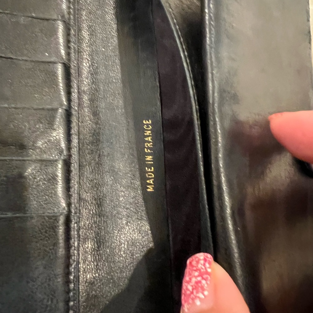Authentic Chanel Wallets - Picture 14 of 16